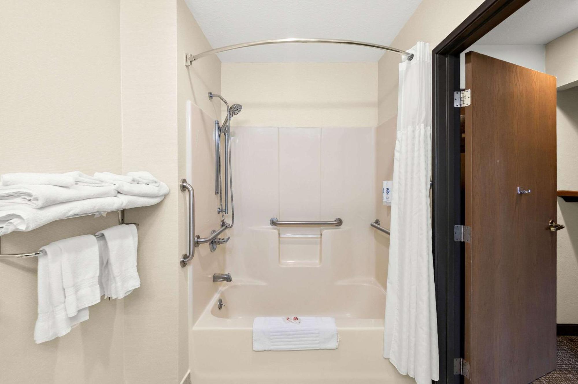 Comfort 3*